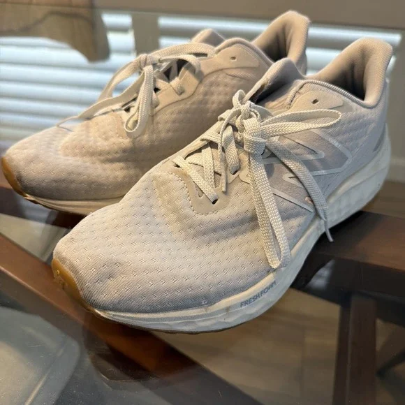 New Balance Fresh Foam Arishi White Womens Size 10.5 - Picture 3 of 7